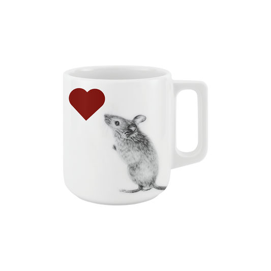 Weiße Porzellantasse mit Mausmotiv und rotem Herz