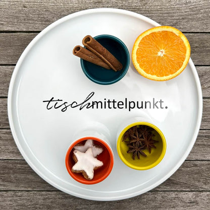 teller 28 . tischmittelpunkt .